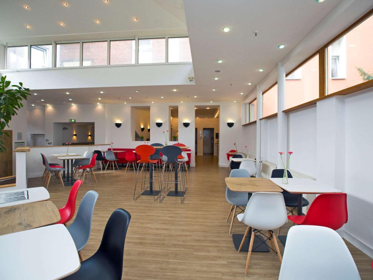 Ibis Berlin City Sued Exteriör bild
